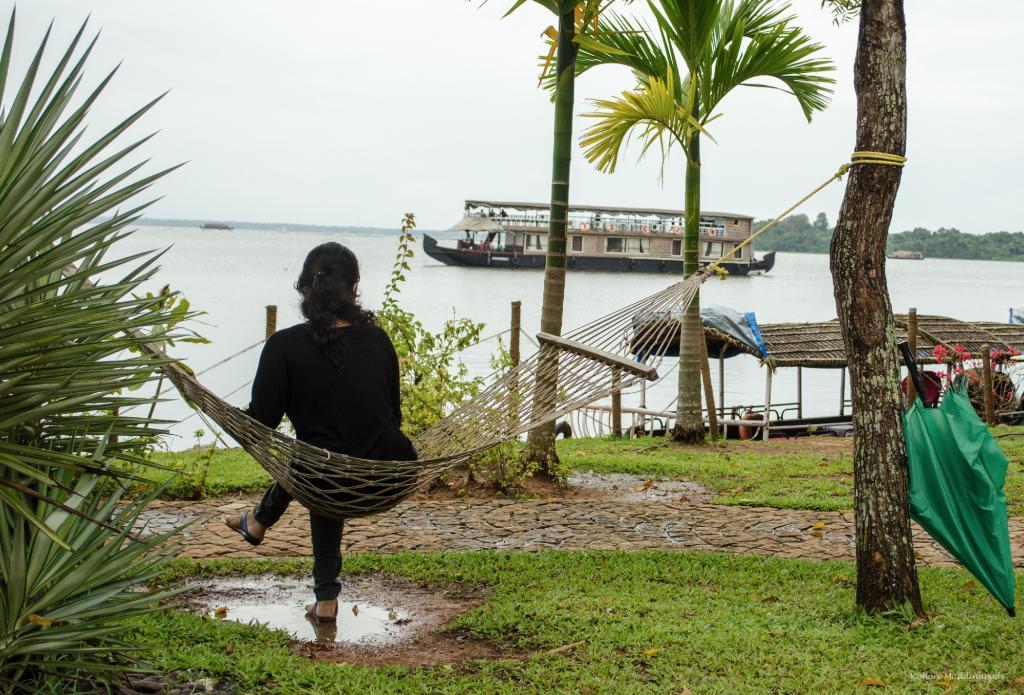 Alappuzha Deshadan Backwater Resort - The Best Sunrise View מראה חיצוני תמונה